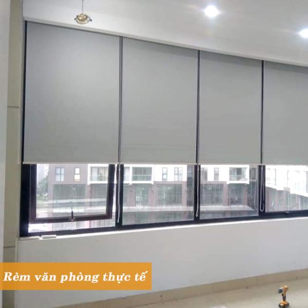 Rèm cuốn văn phòng giá rẻ hãng FIVESTAR mã FC11